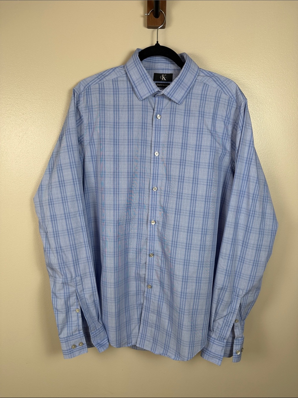 Calvin Klein 100% Cotton Light Blue Plaid Button-Up Dress Shirt